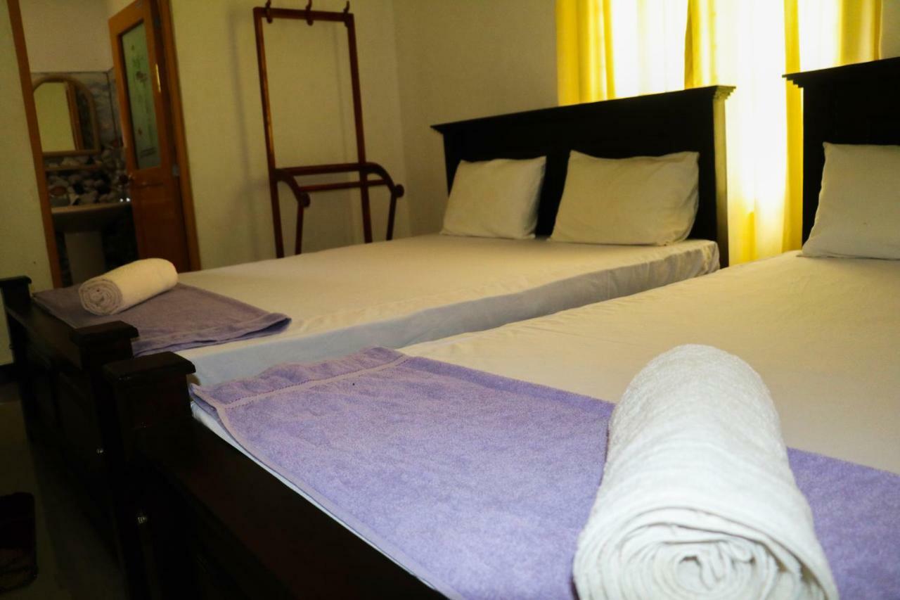Deshani Holiday Inn 丹不拉 外观 照片